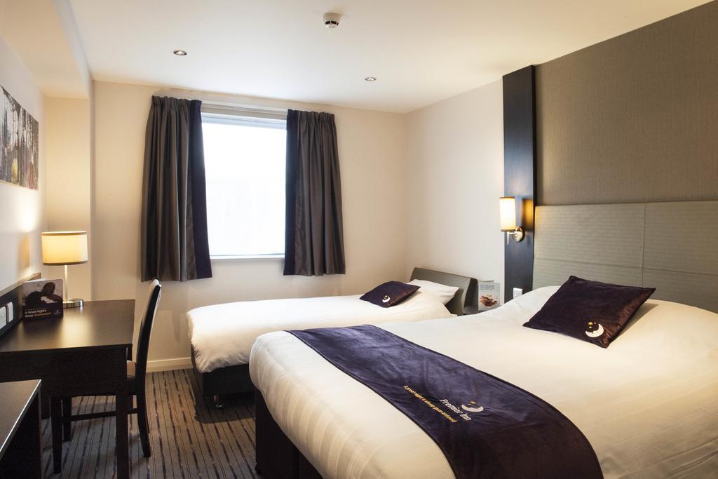 Premier Inn Aberdeen City Centre Δωμάτιο φωτογραφία