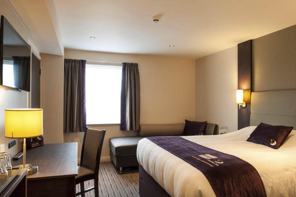 Premier Inn Aberdeen City Centre Δωμάτιο φωτογραφία